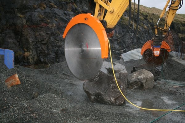 Cutting basalt boulders in Faroe Islands